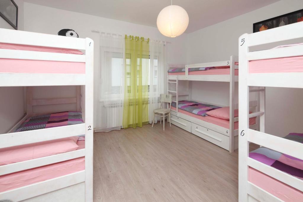 Pozitiv Hostel Zagreb Kamer foto