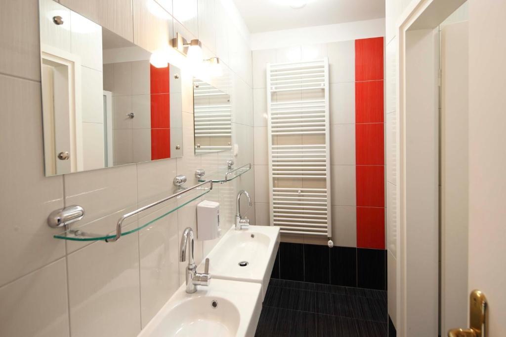 Pozitiv Hostel Zagreb Kamer foto